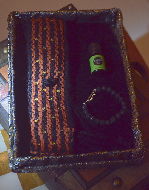 Wearables Sets knit Tie Volcanic Rock Bracelet, artisan Made
