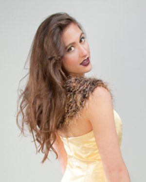 j-na couture bridesmaid faux fur collar.