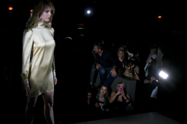 Fashions night out runway show chicago Fashions night out runway show chicago